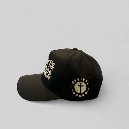 Demandez-moi des chapeaux de prière